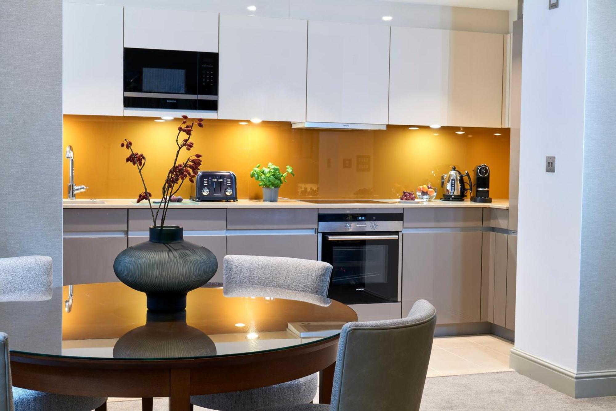 Апартаменты Cheval Calico House *