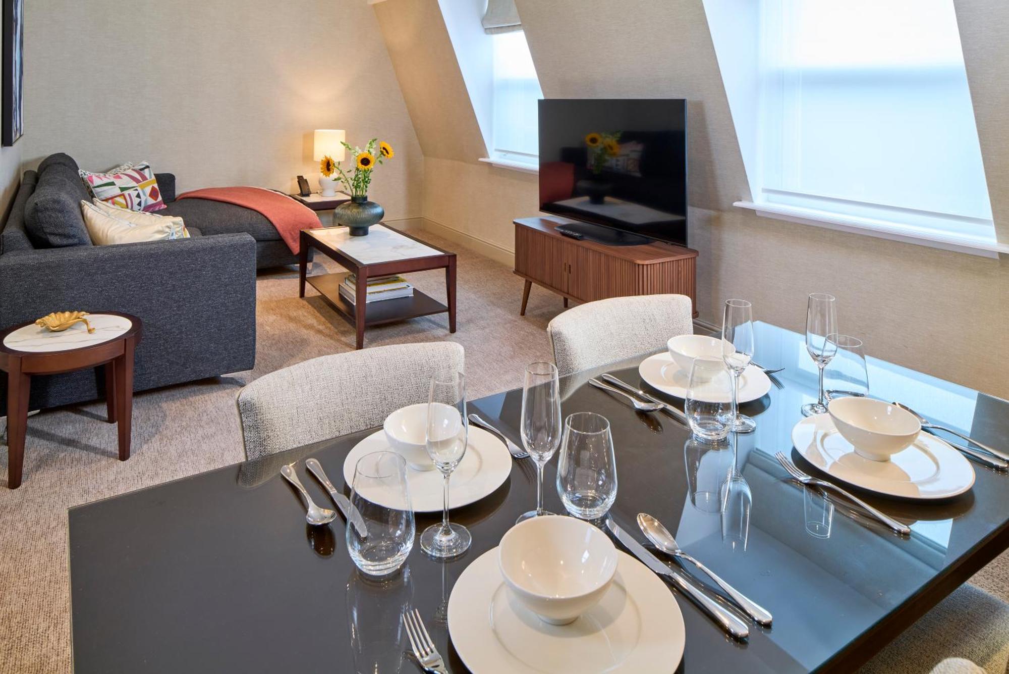 Апартаменты Cheval Calico House *